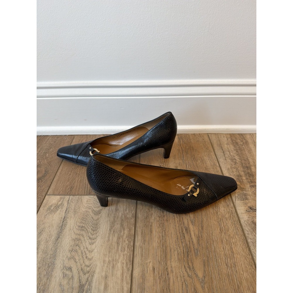 Salvatore Ferragamo Kitten Heel Pumps Women 9 Black Good Embossed Pointed Toe - Picture 4 of 9